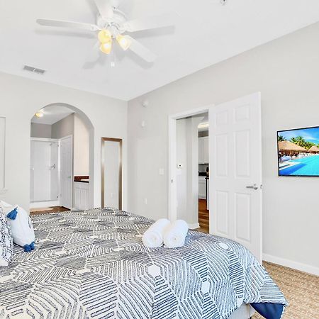 Modern 3Br Near Disney - Pool And Hot Tub! Orlando Ngoại thất bức ảnh