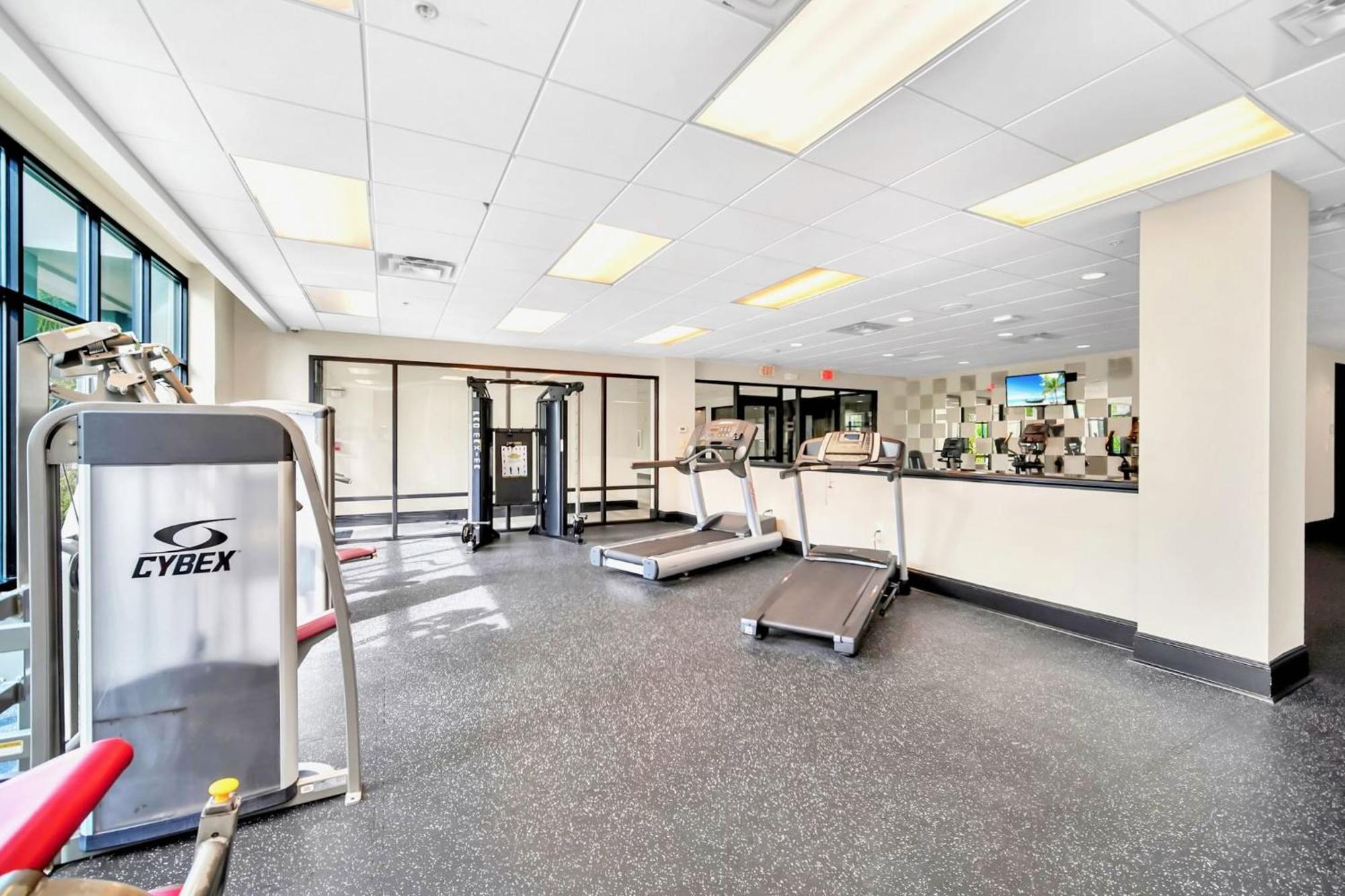 Modern 3Br Near Disney - Pool And Hot Tub! Orlando Ngoại thất bức ảnh